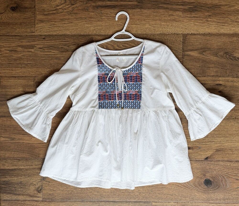 True Destiny L White Cotton Boho Peasant Top Embroidered Bell Sleeve India